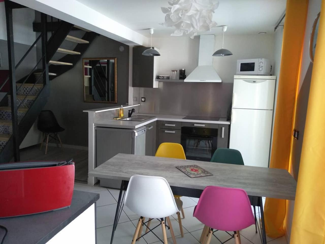 Agreable Duplex Au Centre Ville De Brioude Dış mekan fotoğraf