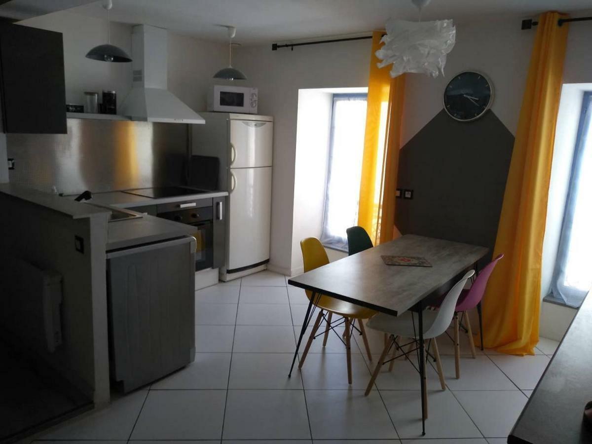 Agreable Duplex Au Centre Ville De Brioude Dış mekan fotoğraf